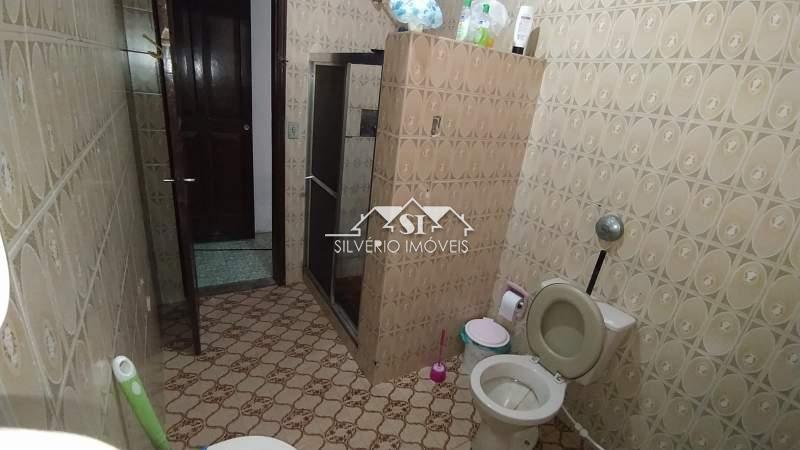 Casa à venda com 3 quartos, 200m² - Foto 9