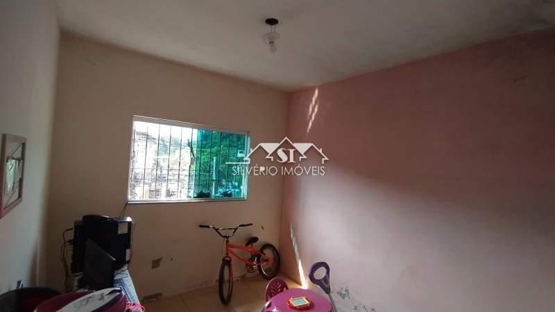 Casa à venda com 3 quartos, 200m² - Foto 11