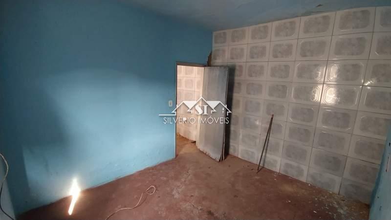 Casa à venda com 3 quartos, 200m² - Foto 13