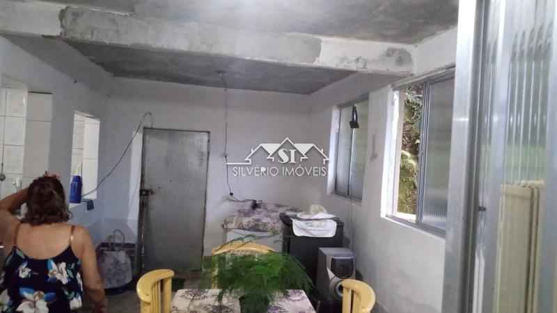 Casa à venda com 2 quartos, 93m² - Foto 10