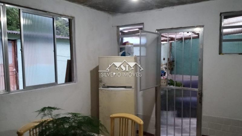 Casa à venda com 2 quartos, 93m² - Foto 13