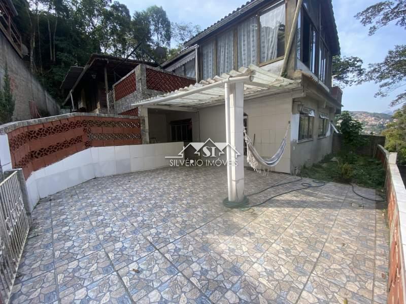 Casa em Retiro - Petrópolis/RJ  - 5 Quartos