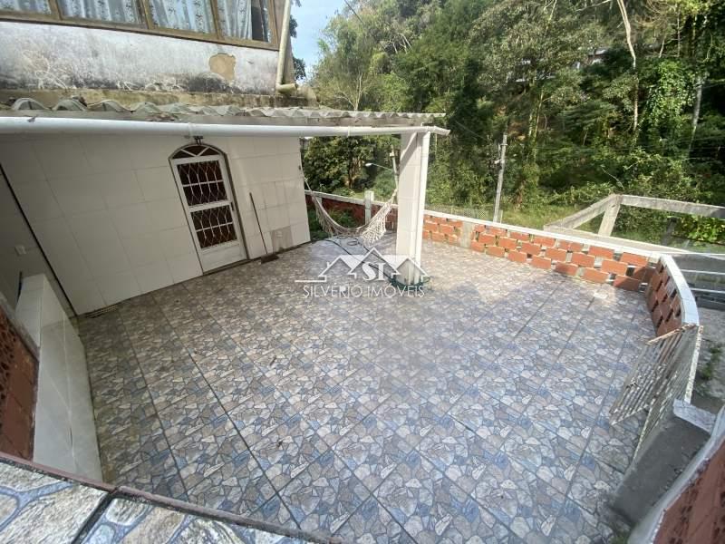 Casa à venda com 5 quartos, 103m² - Foto 2