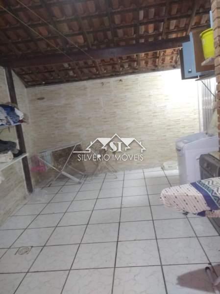 Casa à venda com 5 quartos, 103m² - Foto 13