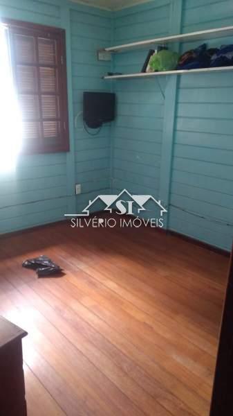 Casa à venda com 5 quartos, 103m² - Foto 17