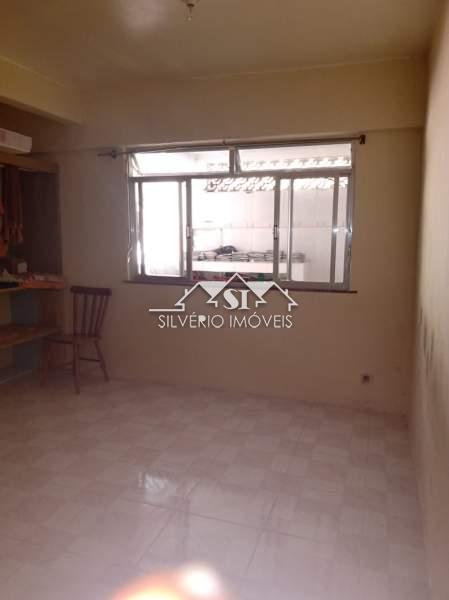 Casa à venda com 5 quartos, 103m² - Foto 24
