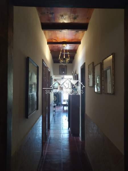 Casa à venda com 3 quartos, 150m² - Foto 2