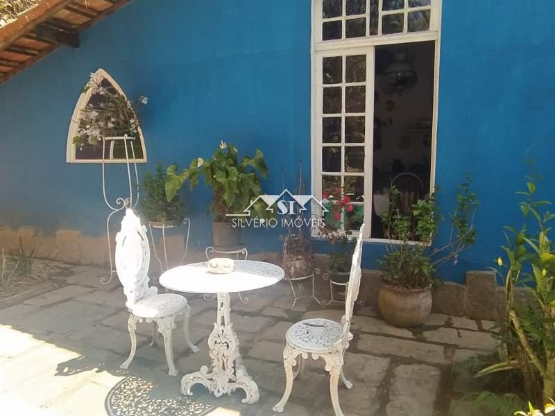 Casa à venda com 3 quartos, 150m² - Foto 8