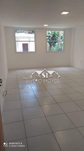 Sala  em Quarteirão Brasileiro - Petrópolis/RJ 