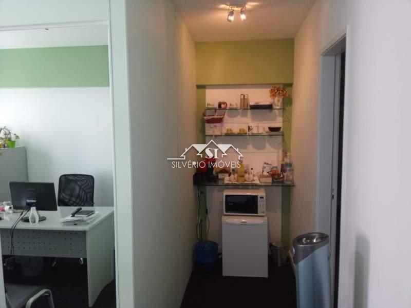 Conjunto Comercial-Sala à venda com 2 quartos, 28m² - Foto 3