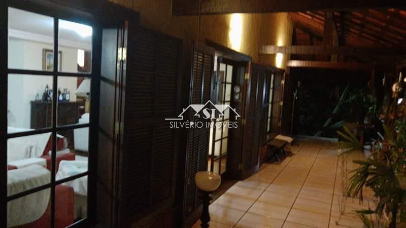 Casa à venda com 3 quartos, 498m² - Foto 9