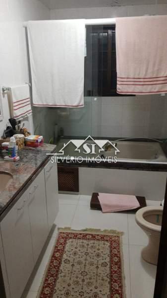 Casa à venda com 3 quartos, 498m² - Foto 17