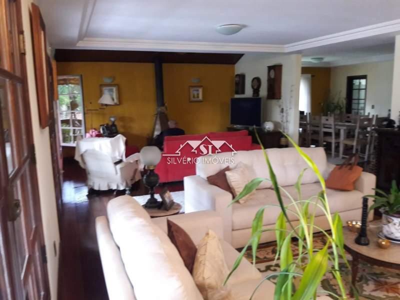 Casa à venda com 3 quartos, 498m² - Foto 19