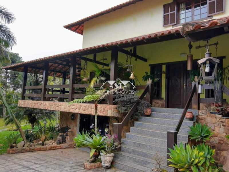 Casa à venda com 3 quartos, 498m² - Foto 4