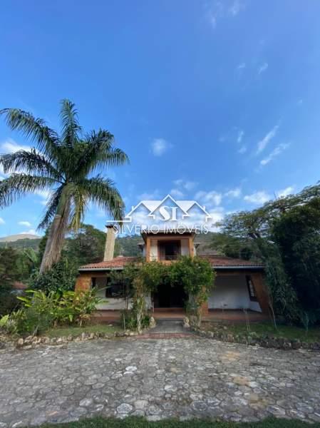 Casa à venda com 6 quartos, 530m² - Foto 2