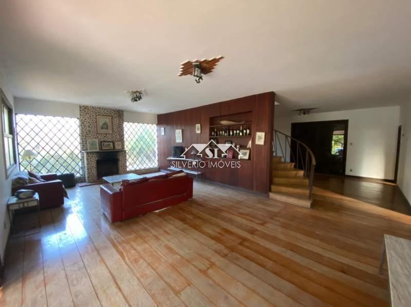 Casa à venda com 6 quartos, 530m² - Foto 13