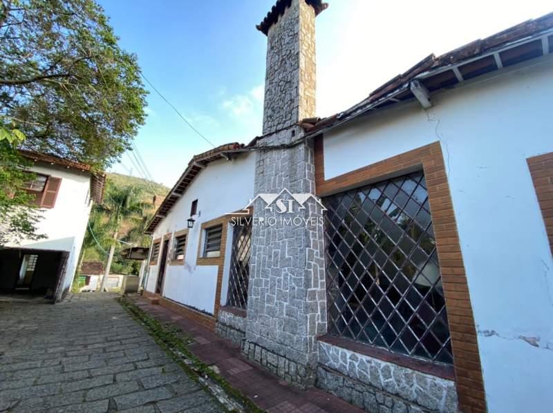 Casa à venda com 6 quartos, 530m² - Foto 11