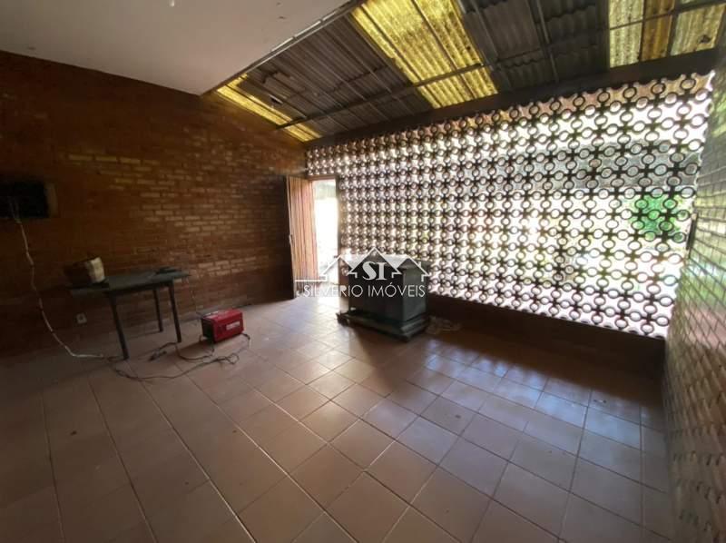Casa à venda com 6 quartos, 530m² - Foto 14
