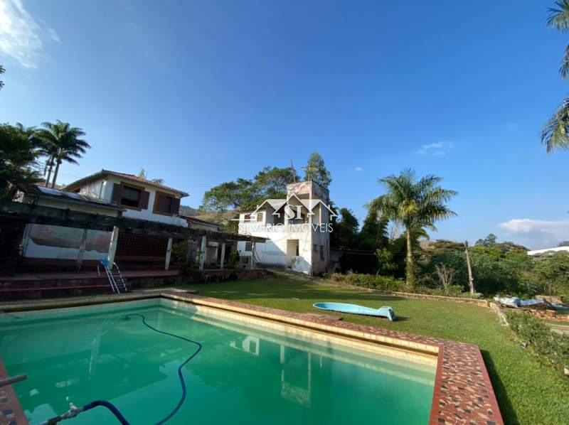 Casa à venda com 6 quartos, 530m² - Foto 17