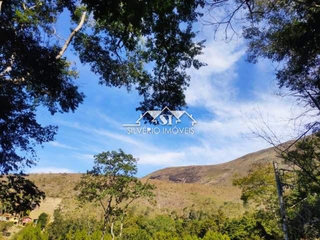 Terreno em Araras - Petrópolis/RJ 
