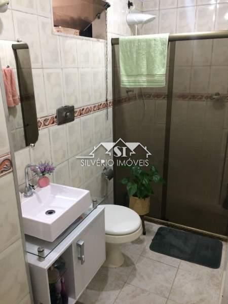 Apartamento à venda com 2 quartos, 60m² - Foto 2