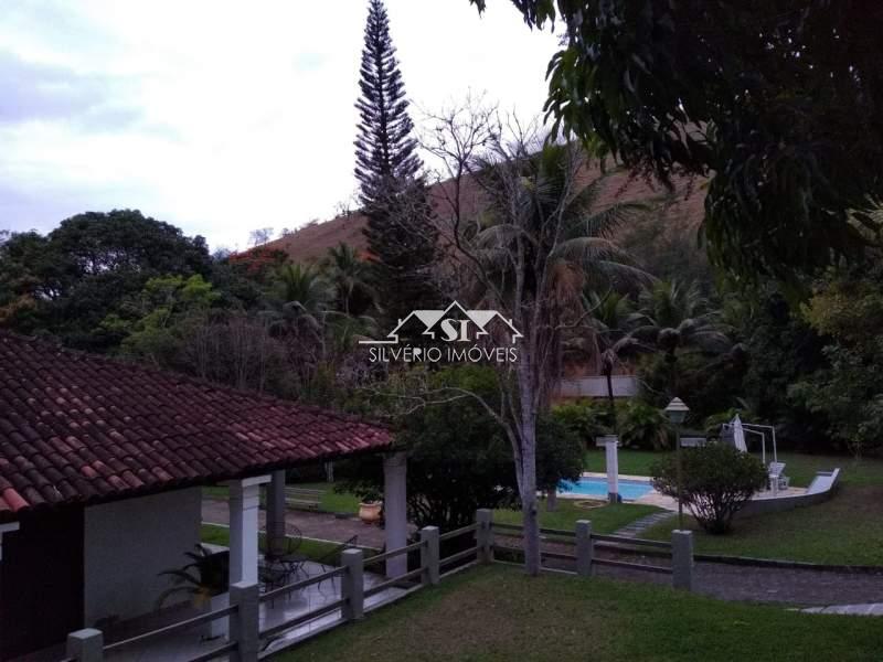 Casa à venda com 6 quartos, 500m² - Foto 15