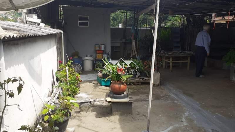 Apartamento à venda com 2 quartos, 400m² - Foto 19