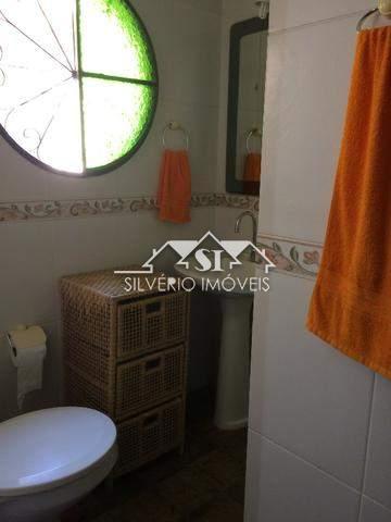 Casa à venda com 4 quartos, 334m² - Foto 8