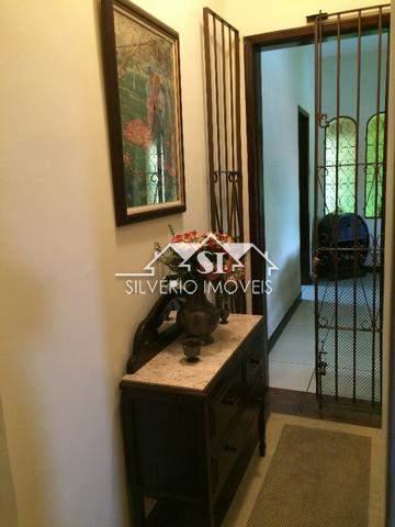 Casa à venda com 4 quartos, 334m² - Foto 7