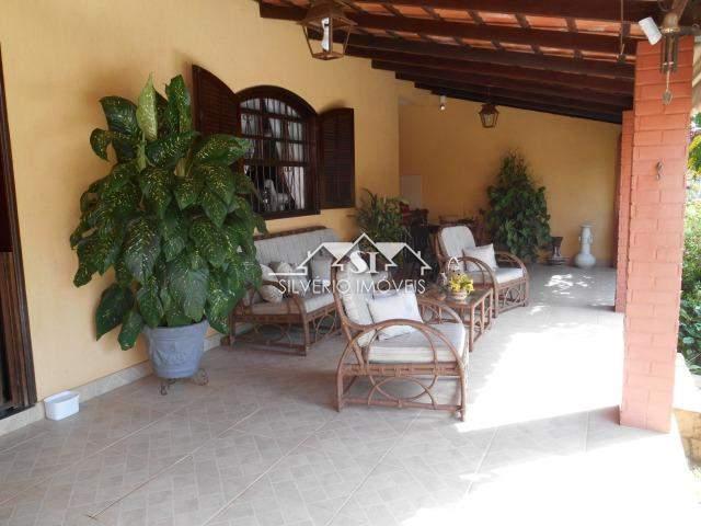 Casa à venda com 4 quartos, 334m² - Foto 3