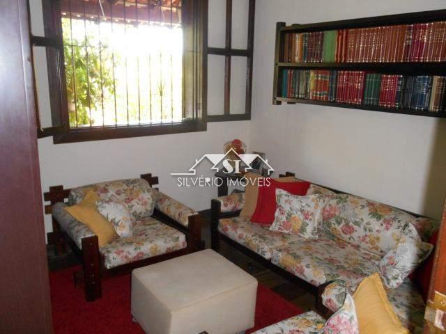 Casa à venda com 4 quartos, 334m² - Foto 11