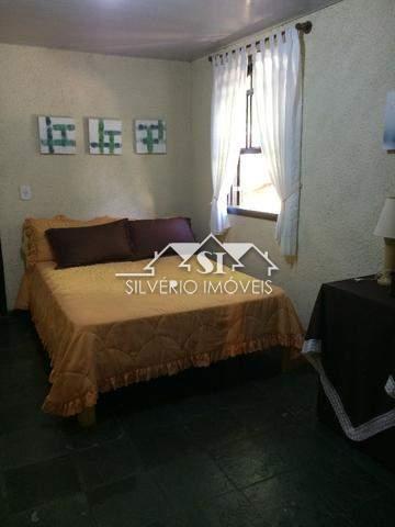 Casa à venda com 4 quartos, 334m² - Foto 13