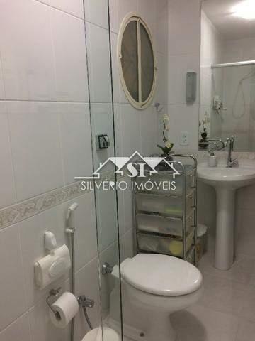 Casa à venda com 4 quartos, 334m² - Foto 14