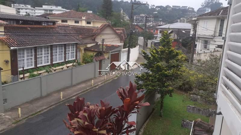 Casa à venda com 3 quartos, 150m² - Foto 5