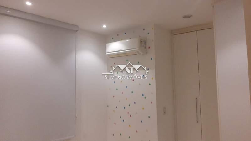Casa à venda com 3 quartos, 150m² - Foto 14