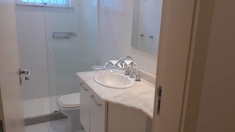 Casa à venda com 3 quartos, 150m² - Foto 19