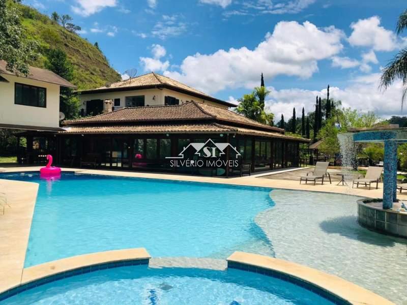 Casa em Itaipava - Petrópolis/RJ  - 6 Quartos