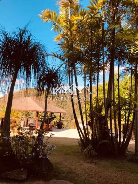 Casa para alugar com 6 quartos, 900m² - Foto 5