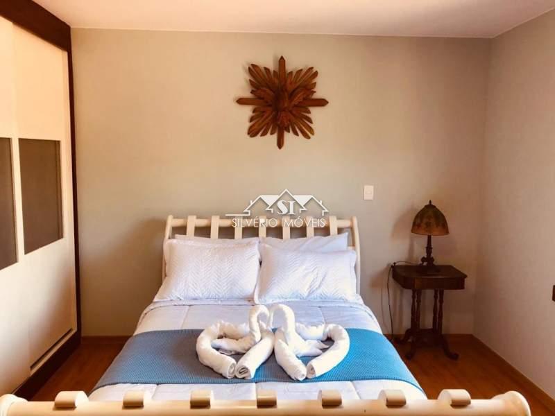 Casa para alugar com 6 quartos, 900m² - Foto 14