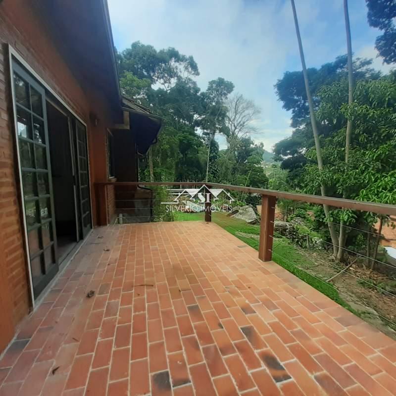 Casa à venda com 4 quartos, 165m² - Foto 17