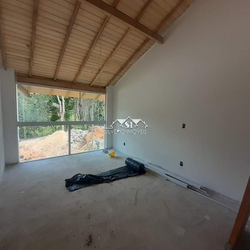 Casa à venda com 4 quartos, 165m² - Foto 18