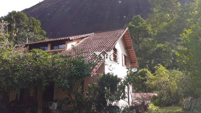 Casa à venda com 4 quartos, 280m² - Foto 4