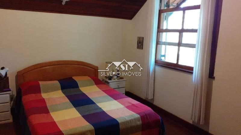 Casa à venda com 4 quartos, 280m² - Foto 17