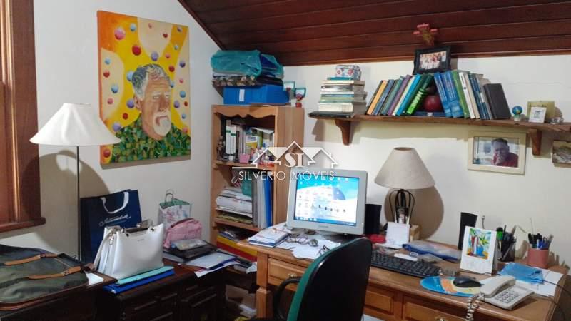 Casa à venda com 4 quartos, 280m² - Foto 32
