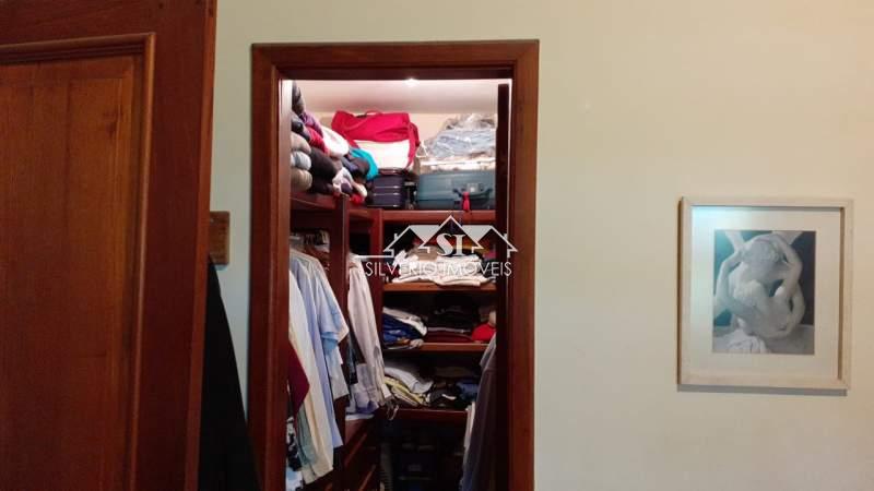 Casa à venda com 4 quartos, 280m² - Foto 33