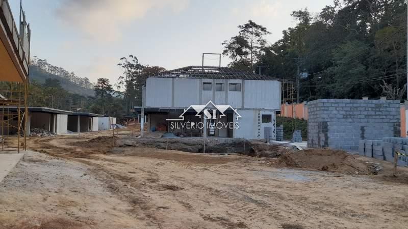 Casa à venda com 4 quartos, 270m² - Foto 23