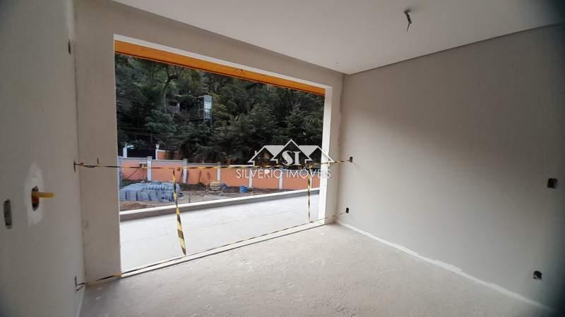 Casa à venda com 4 quartos, 270m² - Foto 24