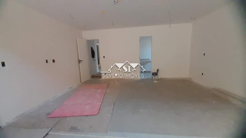 Casa à venda com 4 quartos, 270m² - Foto 25