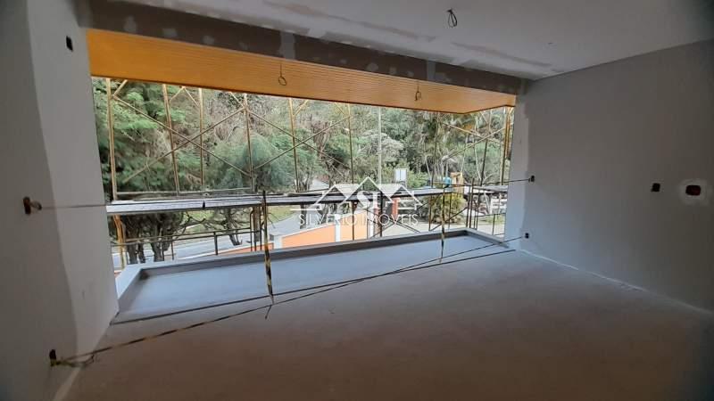 Casa à venda com 4 quartos, 270m² - Foto 28