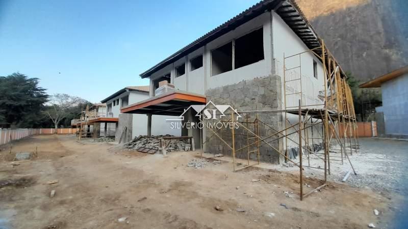 Casa à venda com 4 quartos, 270m² - Foto 31